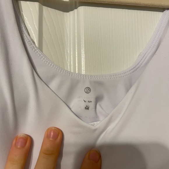 Amazon Tank - Picture 2 of 3